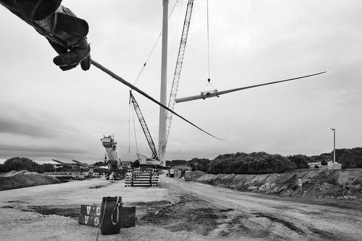 Assembly of a wind-turbine blade in Muniesa
