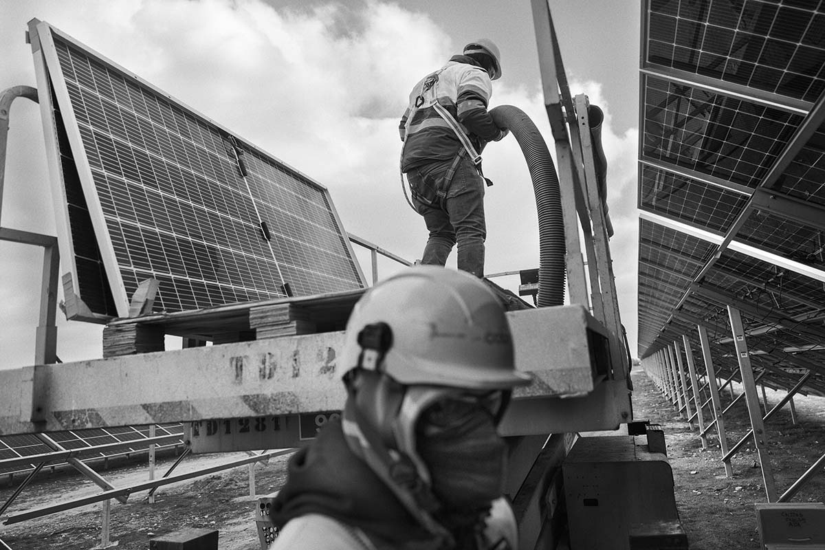 Assembly of photovoltaic panels in Andorra
